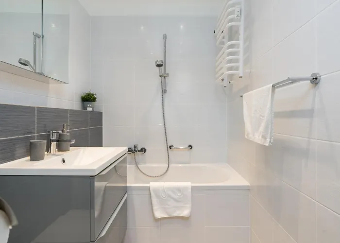 Apartament Turkusowa- Z Widokiem Na Korony Drzew 公寓